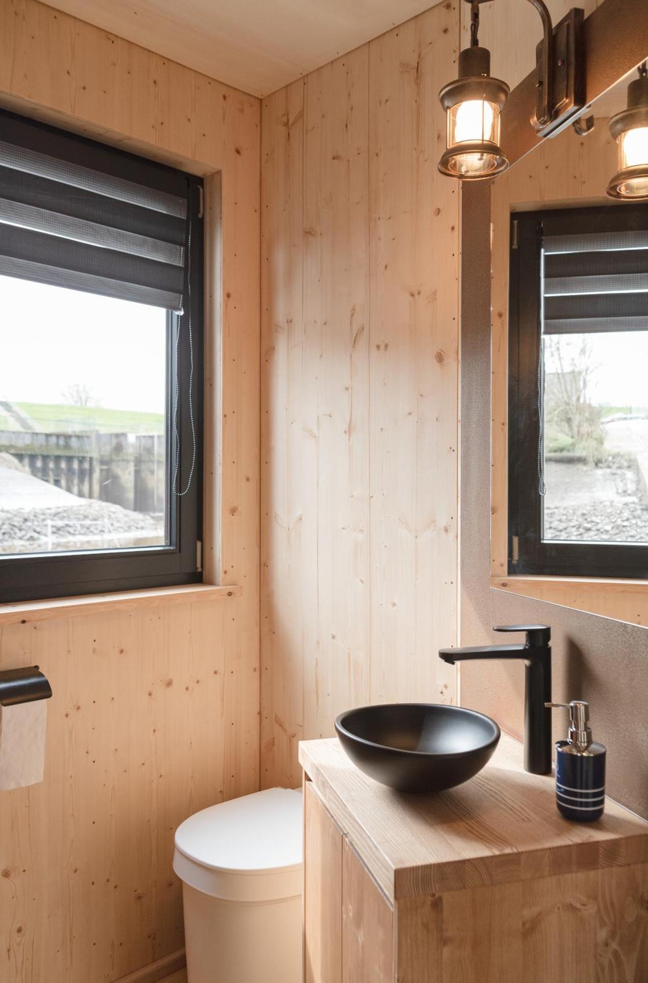 Komfort-Hausboot Diva Mit Kamin ฮัมบูร์ก ภายนอก รูปภาพ